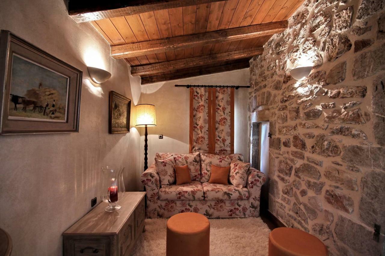Lousiou Nymfes Bed and Breakfast Gortynia Eksteriør billede