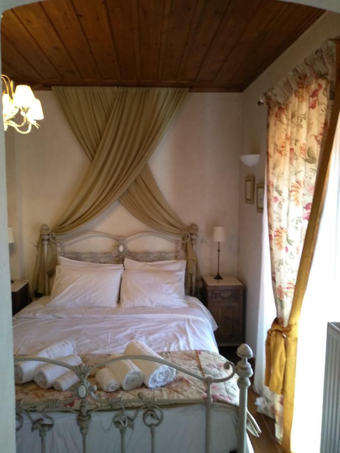 Lousiou Nymfes Bed and Breakfast Gortynia Eksteriør billede